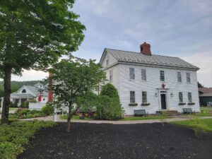 Farm-to-Table Dining